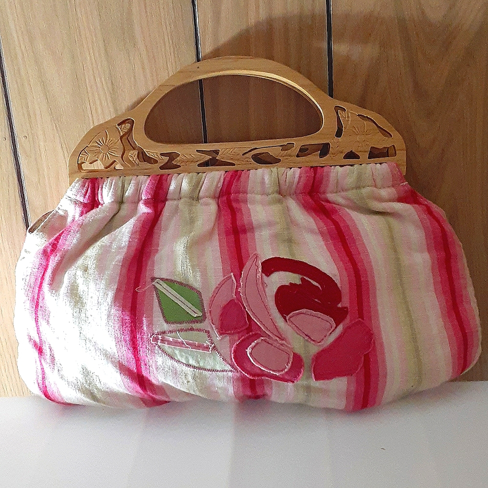 SALE 🛍️ Banana Republic Wooden Purse With Cloth
